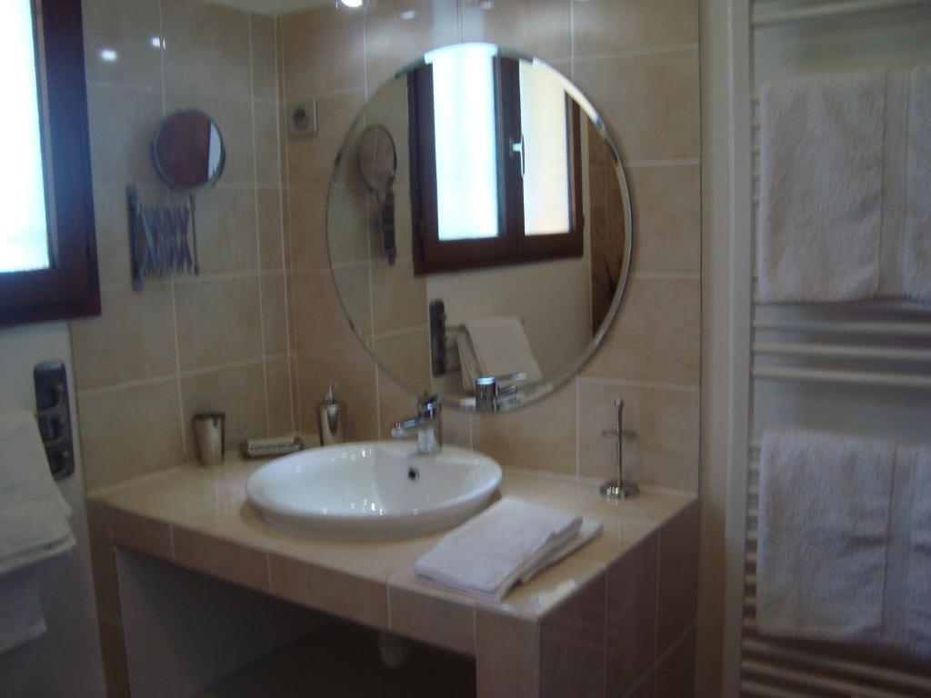 Chambres D'Hotes Les Palmiers De La Cite Carcassonne Pokój zdjęcie